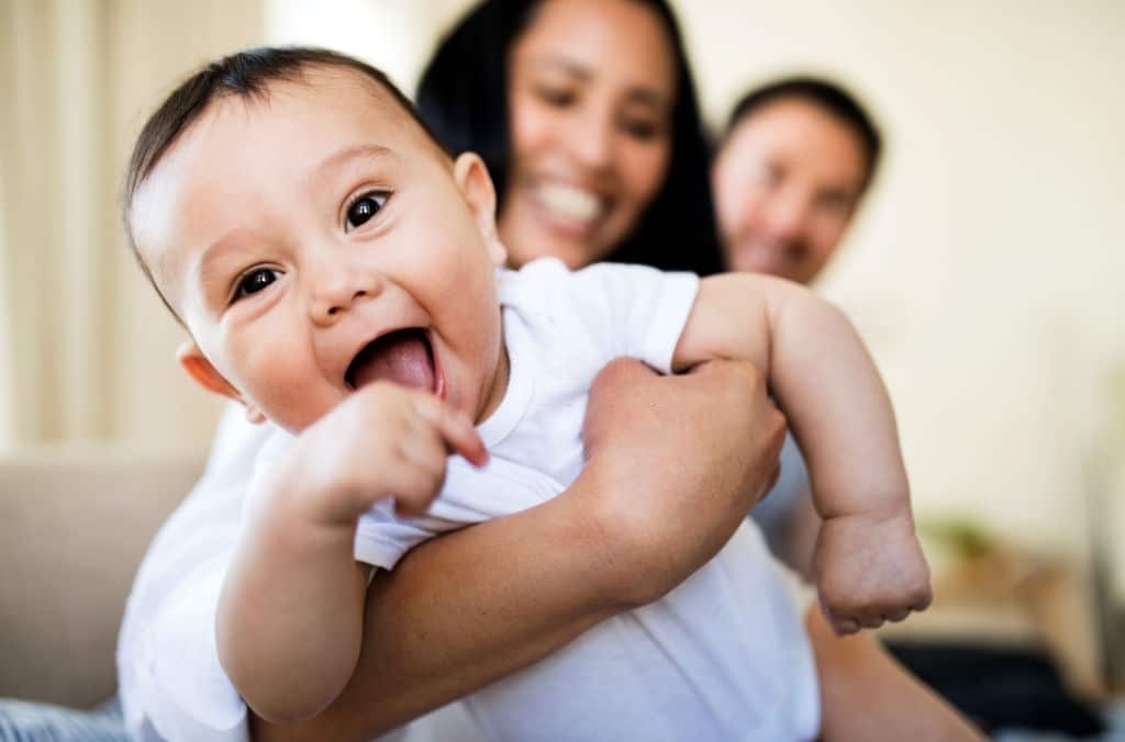 bebe por fecundación bebe por fecundacion