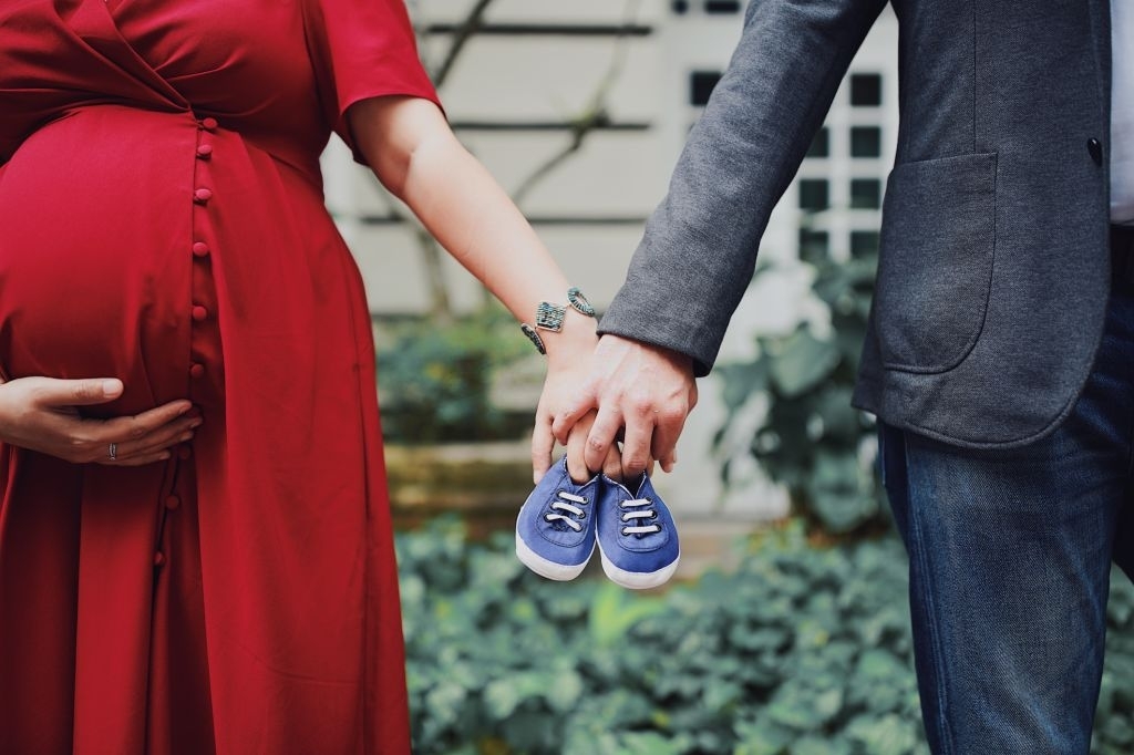 embarazo-pareja-heterosexual embarazo-pareja-heterosexual